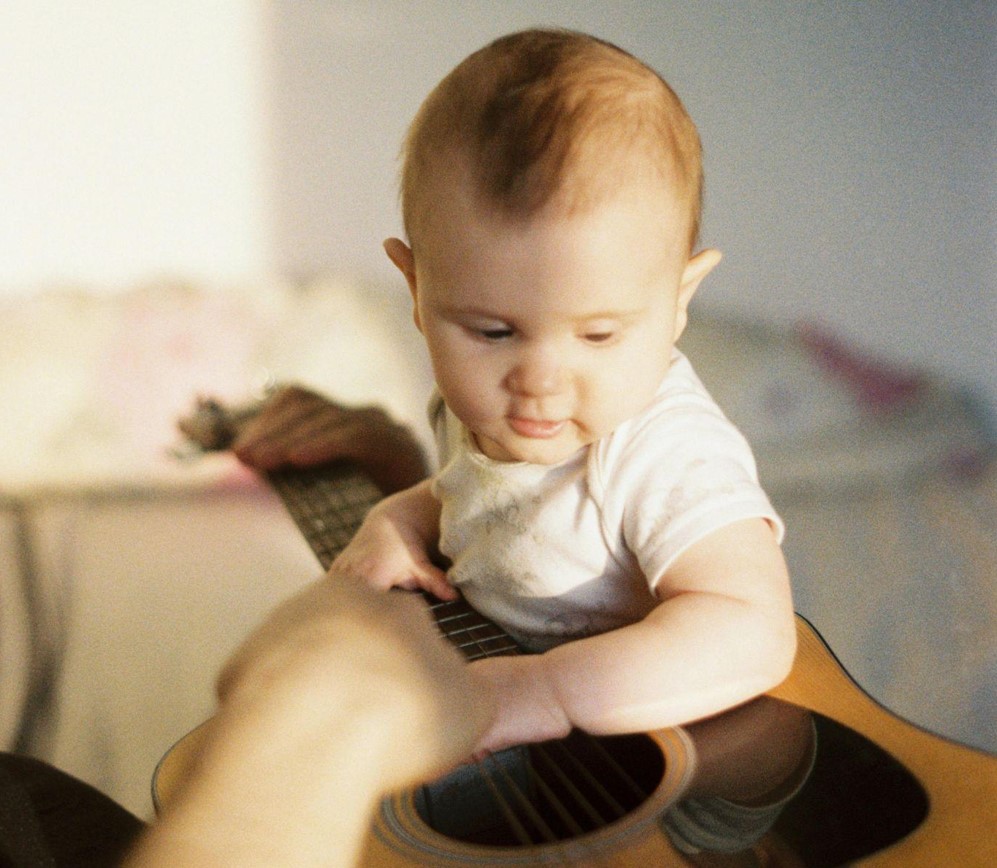 Why a Wooden High Chair is Perfect for Summer Memories